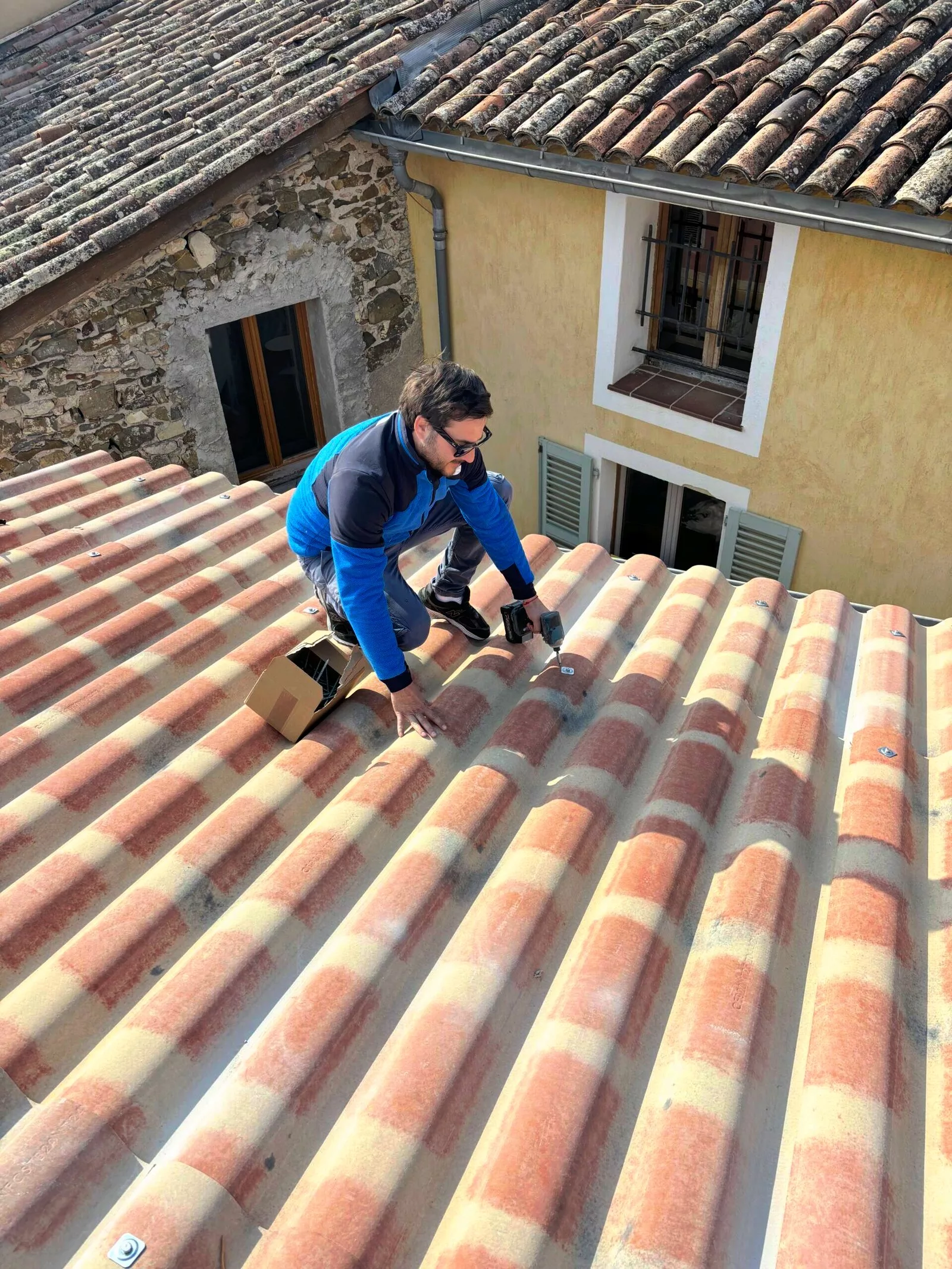 Couvreur joignable pour un devis à Nyon