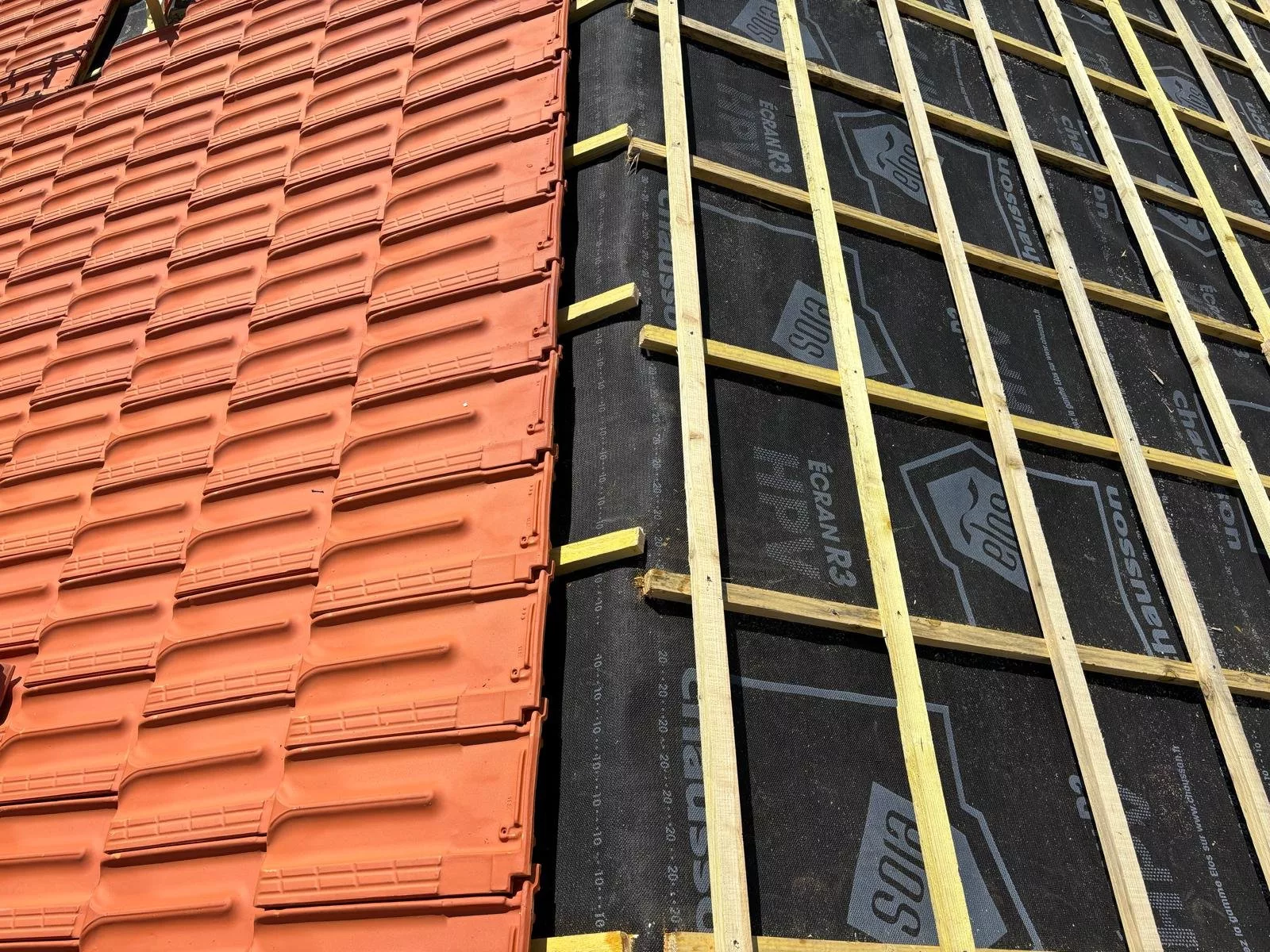 Toiture neuve réalisée par notre entreprise de couverture à Nyon